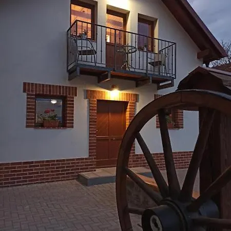 Sklipek U Svobodu Guest House Velke Bilovice Exterior photo